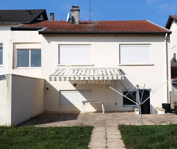 MAISON 6 PIECES 153 M2 AVEC JARDIN