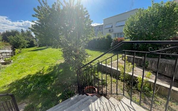 Maison à louer    4 pièces •  Agen