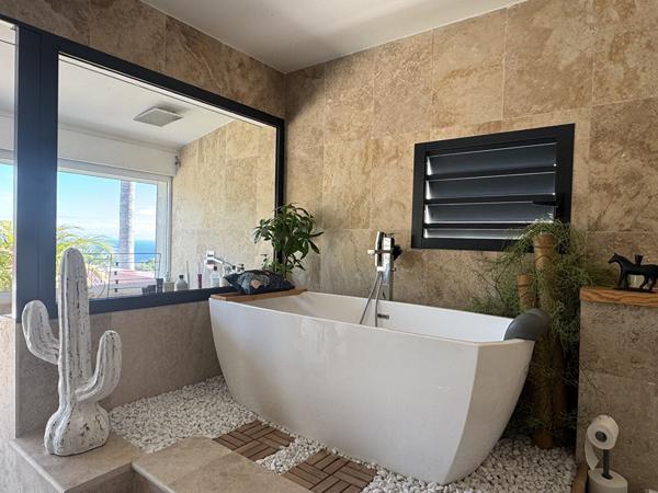 Villa 7 pièces 261 m2
