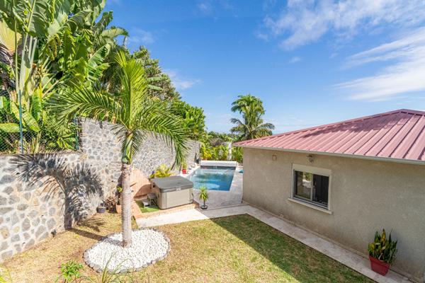 Villa 7 pièces 261 m2