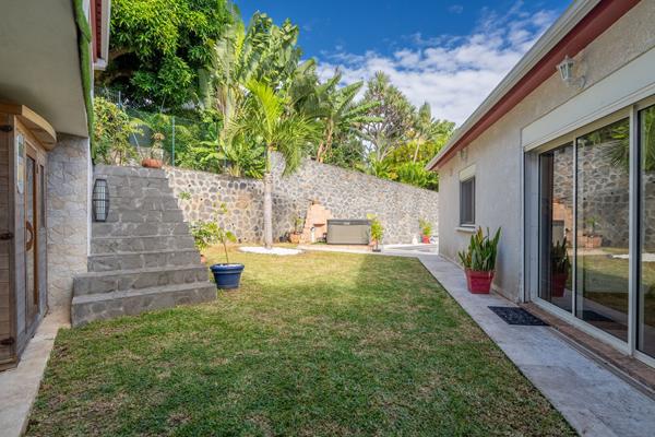 Villa 7 pièces 261 m2
