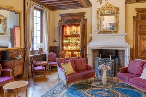 Vente Manoir Blois 16 Pièces 630 m²