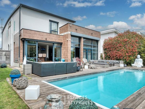 Maison d’architecte contemporaine avec piscine