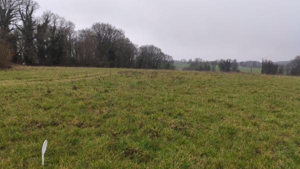 Terrain à Batir à vendre à Baud dans le Morbihan (56150), ref : 065/1777   
Campagne