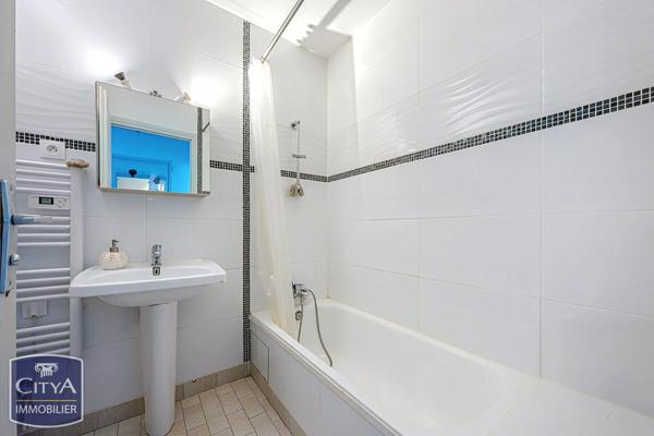Appartement à vendre 2 pièces 44.24m² Chambéry (73000)