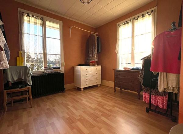 Maison 7 pièce(s) 128 m² - 5 chambres -Garage