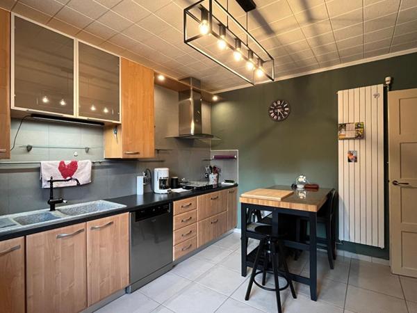 Maison 7 pièce(s) 128 m² - 5 chambres -Garage