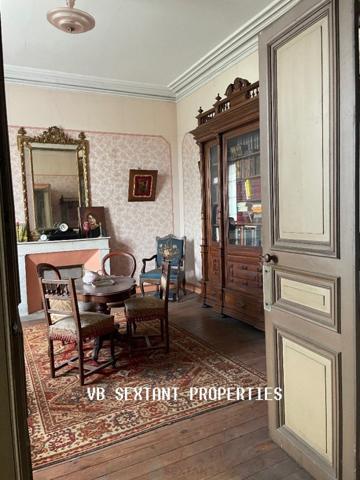 A 5mn du Lac d'Arjuzanx, Charme et authenticité pour cette belle demeure avec dépendances