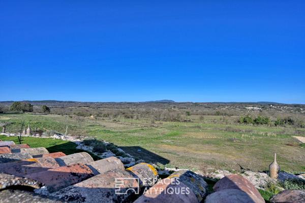 Relecture contemporaine d’une bergerie avec vue entre Uzès et Cévennes
