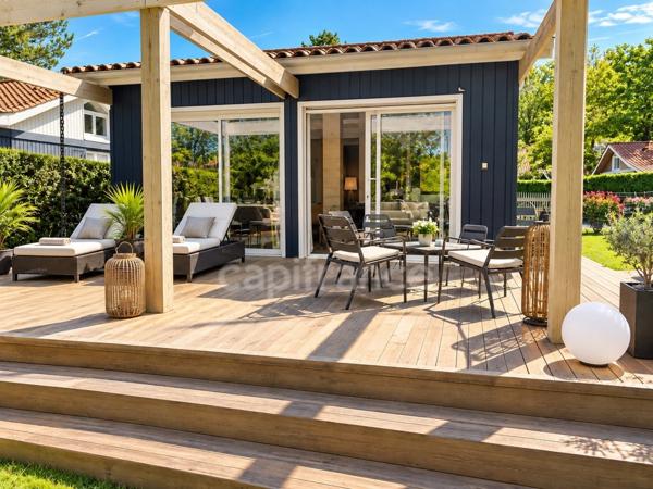 LACANAU - MAISON STYLE CHALET SCANDINAVE - 5 PIECES - 73M2 - TERRASSE ET TERRAIN - AU COEUR D'UN DOMAINE NAUTIQUE