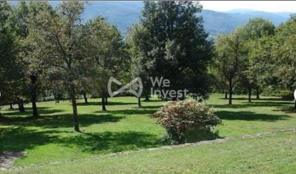 PROPRIETE AUTONOME DE 340m² + DEPENDANCES SUR TERRAIN DE 8 HECTARES