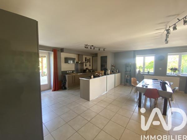 Maison à vendre 8 pièces 214 m² Berneuil
