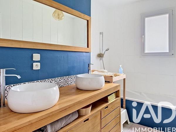 Maison à vendre 5 pièces 107 m² Lamothe-Montravel