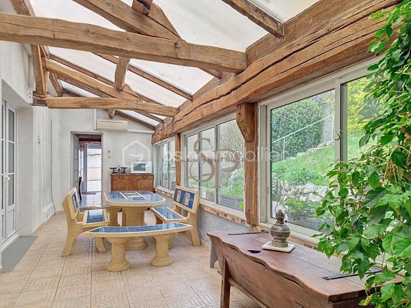 Maison ancienne de 230 m²