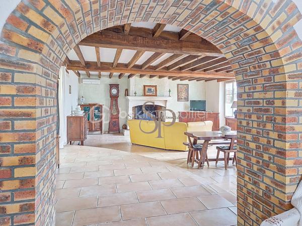 Maison ancienne de 230 m²