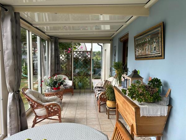 Pavillon 157 m², 4 pièces, 3 chambres, garage et terrain