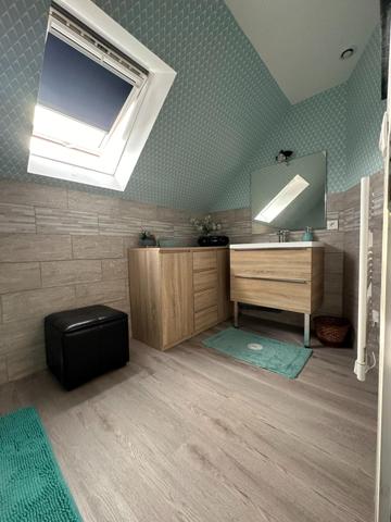 Pavillon 157 m², 4 pièces, 3 chambres, garage et terrain