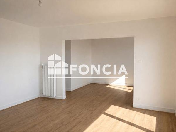 Location Appartement 5 pièces 83.35 m² - RESIDENCE DE L'ARCHETTE Olivet 45160