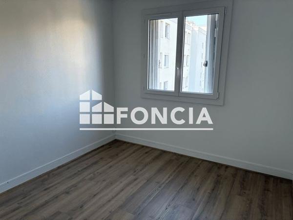 Location Appartement 5 pièces 83.35 m² - RESIDENCE DE L'ARCHETTE Olivet 45160