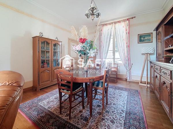 Maison bourgeoise,centre ville de Pont sur Yonne!