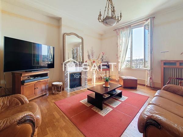 Maison bourgeoise,centre ville de Pont sur Yonne!