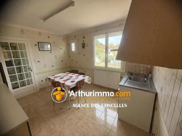 Vente                                                      Maison
                        
                     3 pièces                      58 m2                     à Martigné-Ferchaud