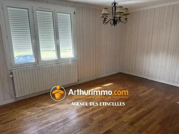 Vente                                                      Maison
                        
                     3 pièces                      58 m2                     à Martigné-Ferchaud