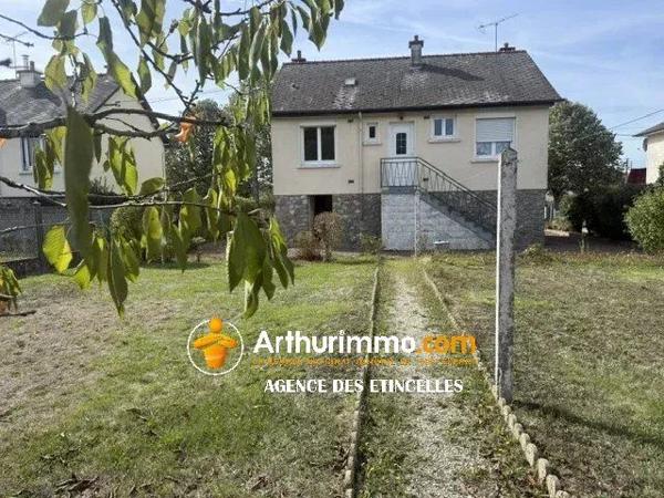 Vente                                                      Maison
                        
                     3 pièces                      58 m2                     à Martigné-Ferchaud