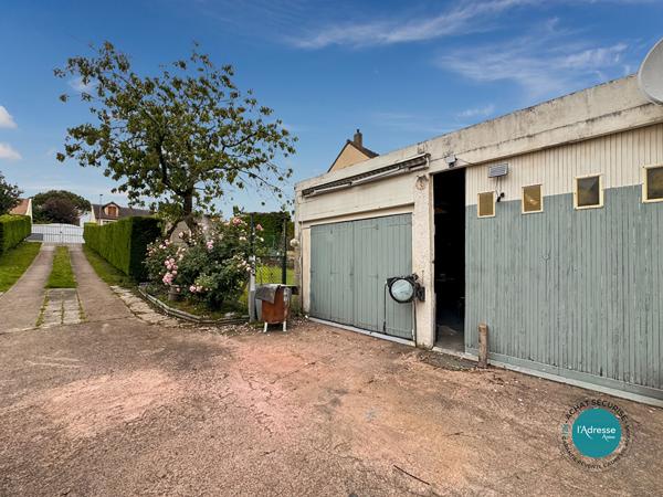 Maison 5 pièces 109m² individuelle 3 chambres avec garage