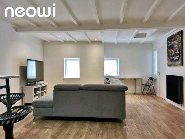 Appartement T2 lumineux .