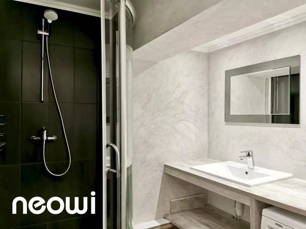Appartement T2 lumineux .
