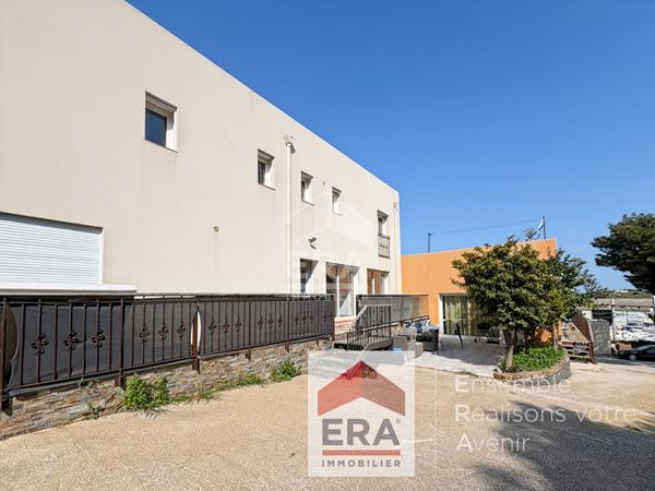 PORT VENDRES, ENSEMBLE IMMOBILIERS RARE