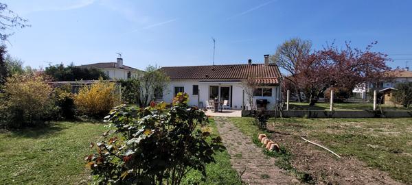 Beau plain pied dans Saint Jean d'Angély