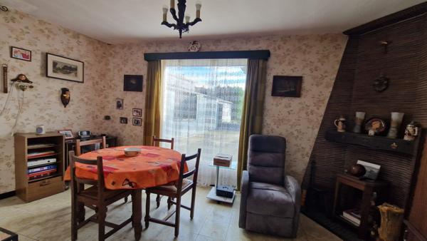 MAISON DE COMMERCE ET D'HABITATION