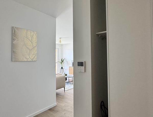 T4 en RDC avec sa terrasse de 14m² + jardin de 102.52m² + 2 parkings extérieurs