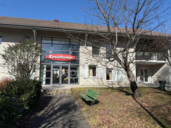 Dpt Ain (01), INVESTISSEMENT LOCATIF - LMNP géré à vendre PREVESSIN MOENS appartement T3 -