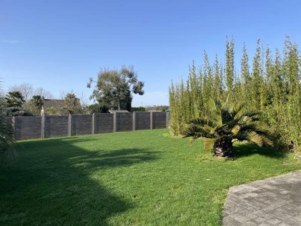 MAISON 166 m2 AU SOL / 4 CHAMBRES / TERRAIN 1 000 m2 / VILLA