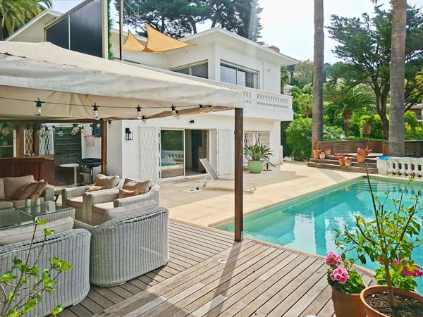 Maison Le Cannet Mairie 5 pièces 200 m² - Terrain 1350m² - Vue mer - Piscine - Jardins et terrasses exotiques