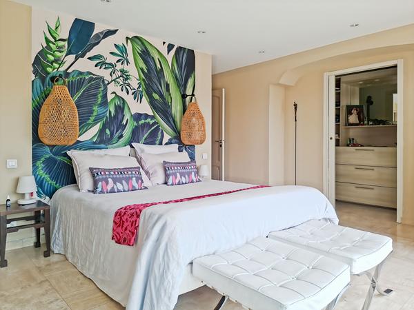 Maison Le Cannet Mairie 5 pièces 200 m² - Terrain 1350m² - Vue mer - Piscine - Jardins et terrasses exotiques