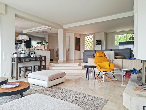Maison Le Cannet Mairie 5 pièces 200 m² - Terrain 1350m² - Vue mer - Piscine - Jardins et terrasses exotiques