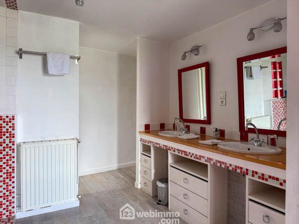 Maison de village 225 m² à Pouzauges 85700