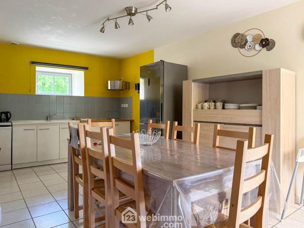Maison de village 225 m² à Pouzauges 85700