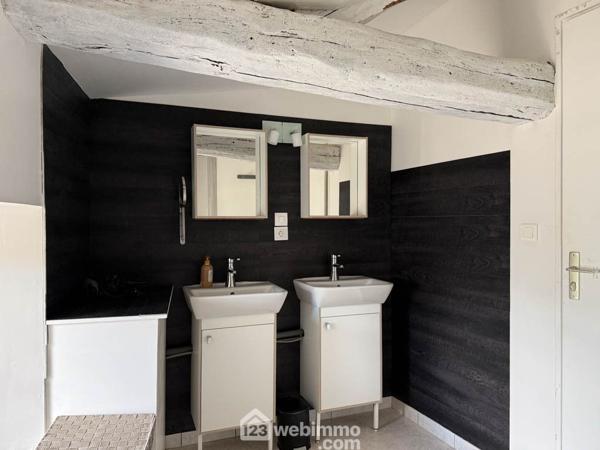 Maison de village 225 m² à Pouzauges 85700