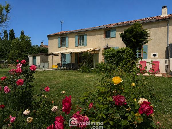 Maison de village 225 m² à Pouzauges 85700
