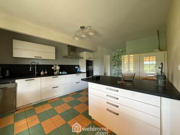 Maison de village 225 m² à Pouzauges 85700