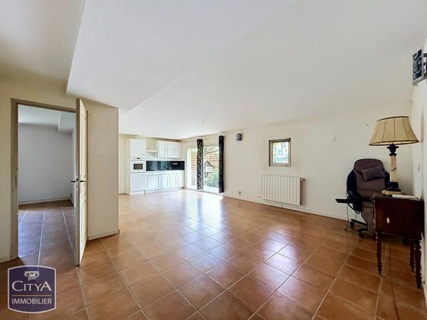 Maison à vendre 8 pièces 215m² Lédenon (30210)