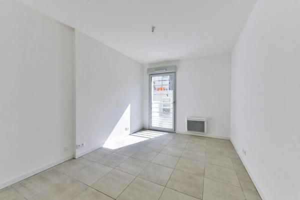 Appartement à vendre 3 pièces 62m² Cagnes-sur-Mer (06800)