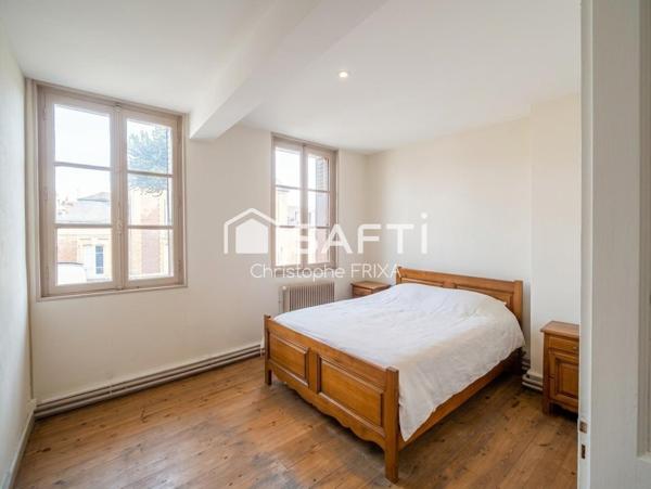 Immeuble à usage commercial de 160m² au sol
