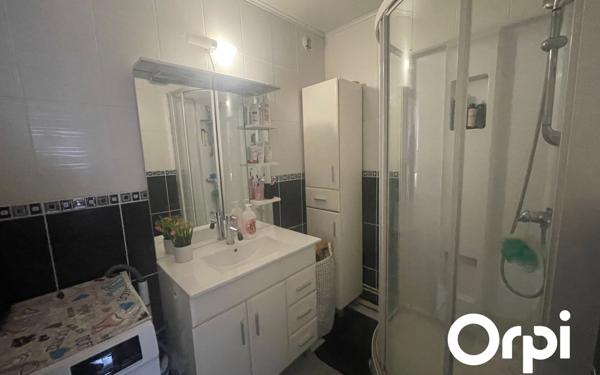 Appartement à vendre    3 pièces • 70 m2 Montigny-le-Bretonneux