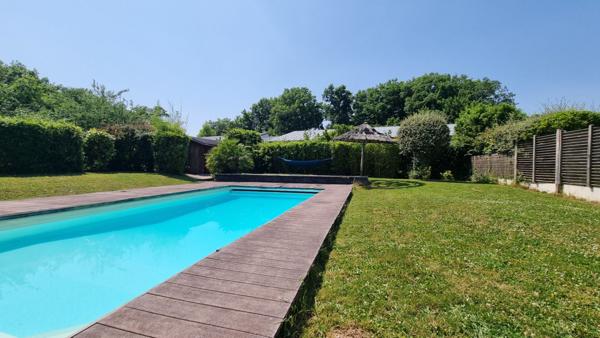 Maison Sautron Bourg 6chb - 241 M2